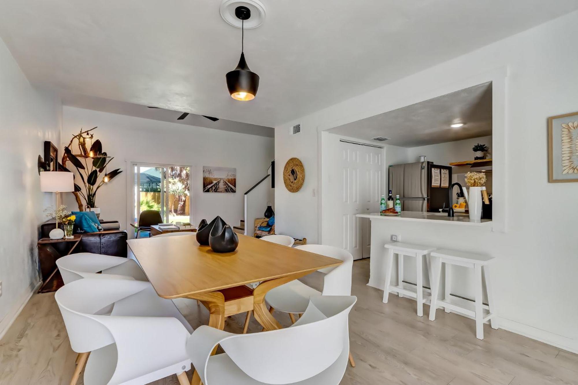 Classy Bohemian Cabana- Close To Holiday home St. Augustine