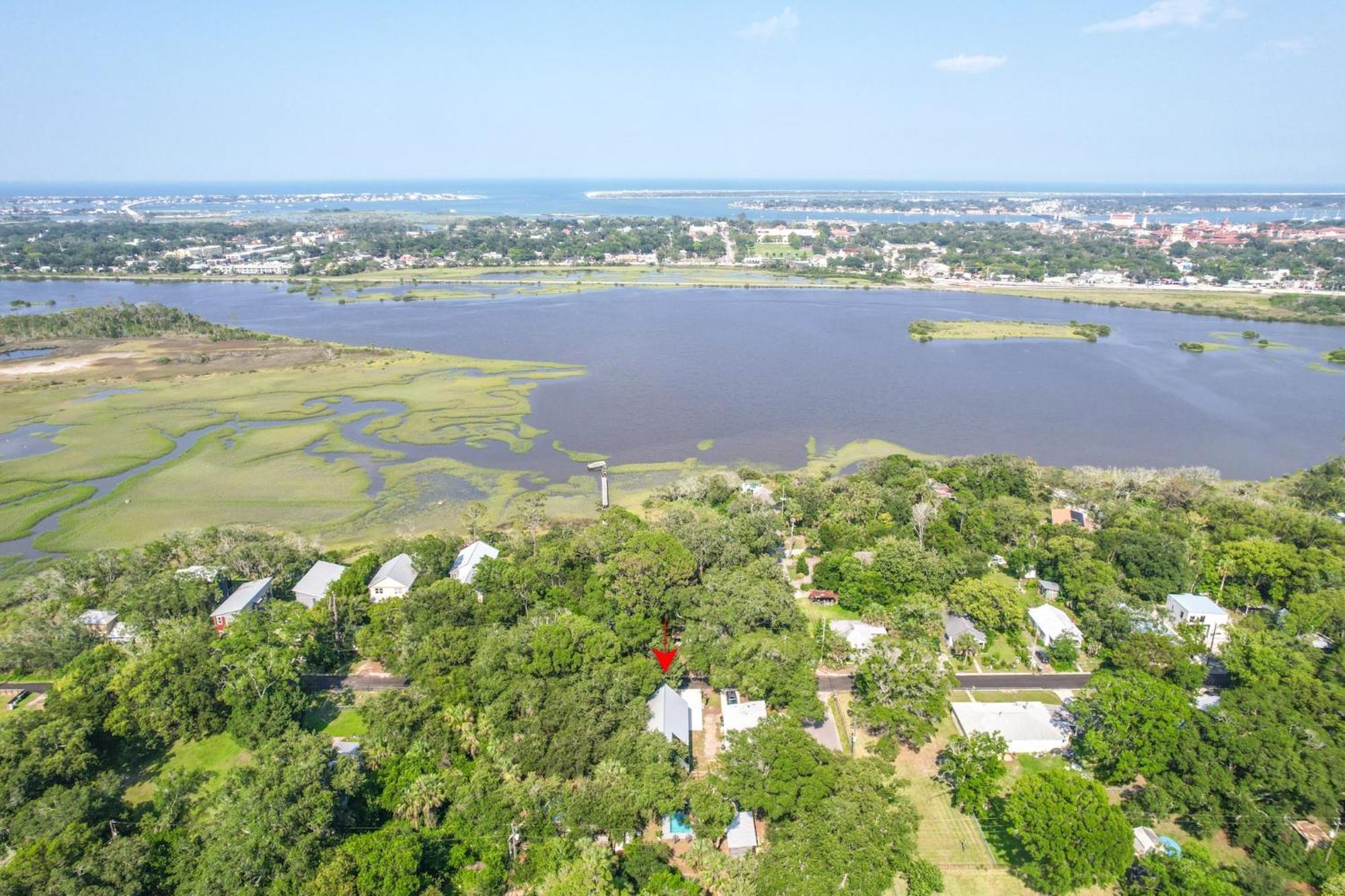 Secret Pool Cabana- Mins To Downtown And Holiday home St. Augustine