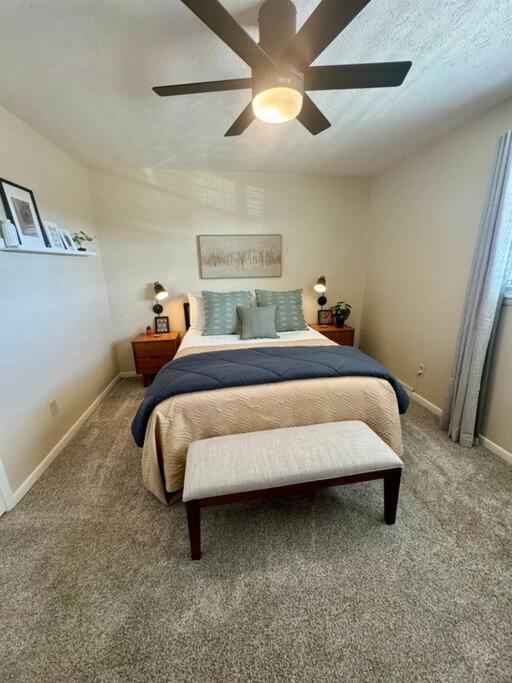 Apartment Cozy Near Everything! *