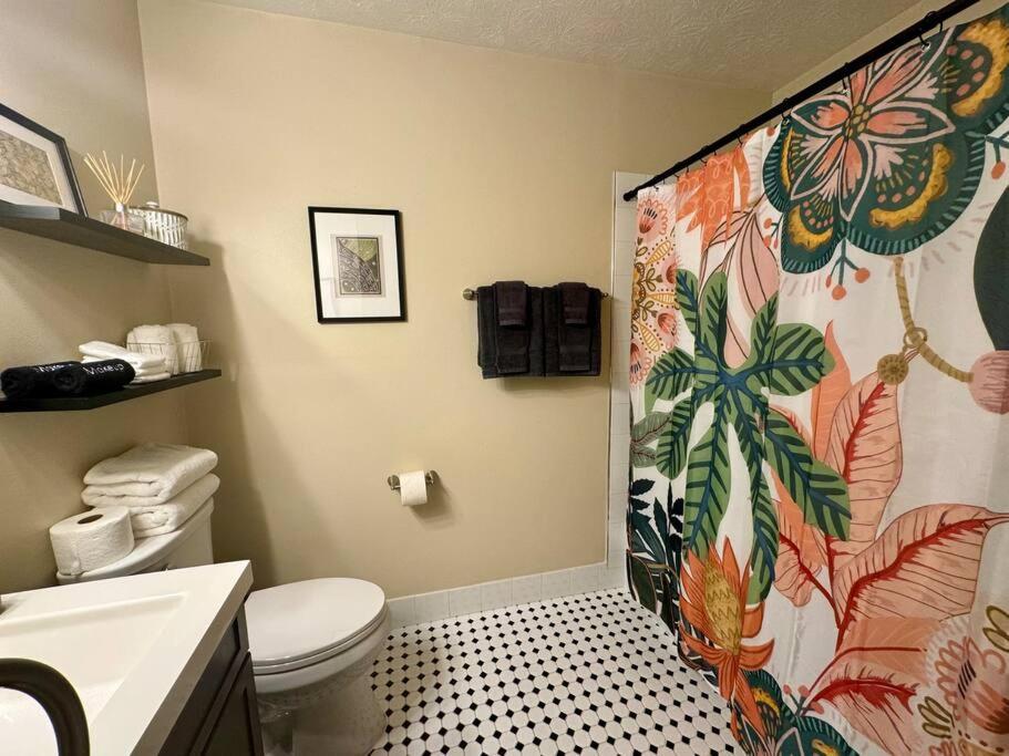 Apartment Cozy Near Everything!