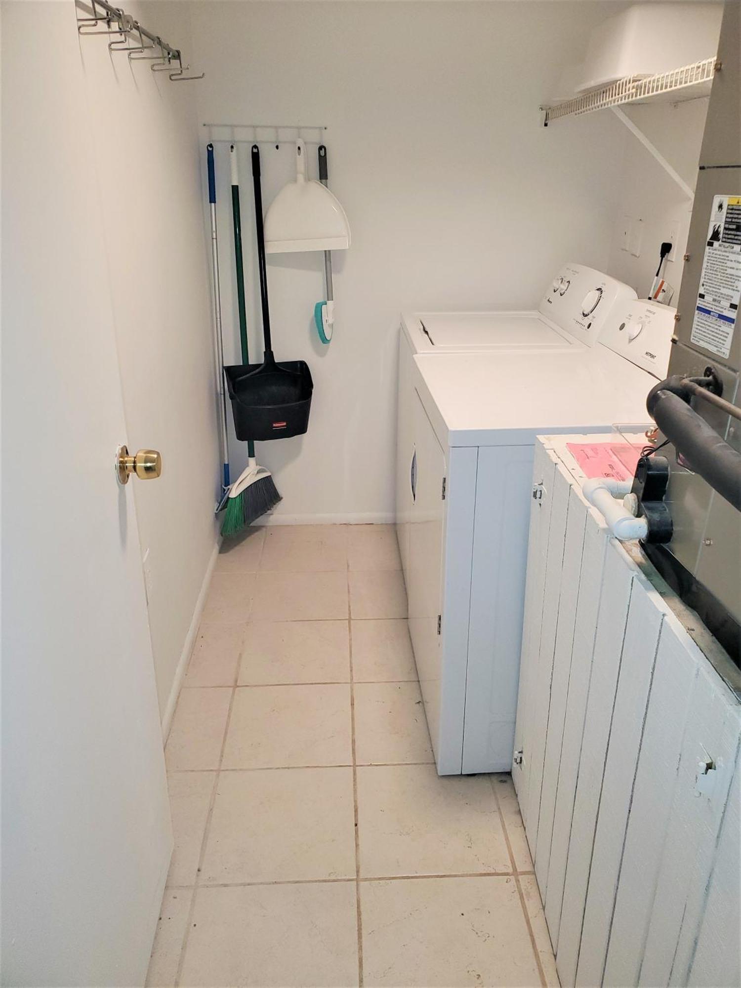 A1a Brownwaves Apartment *