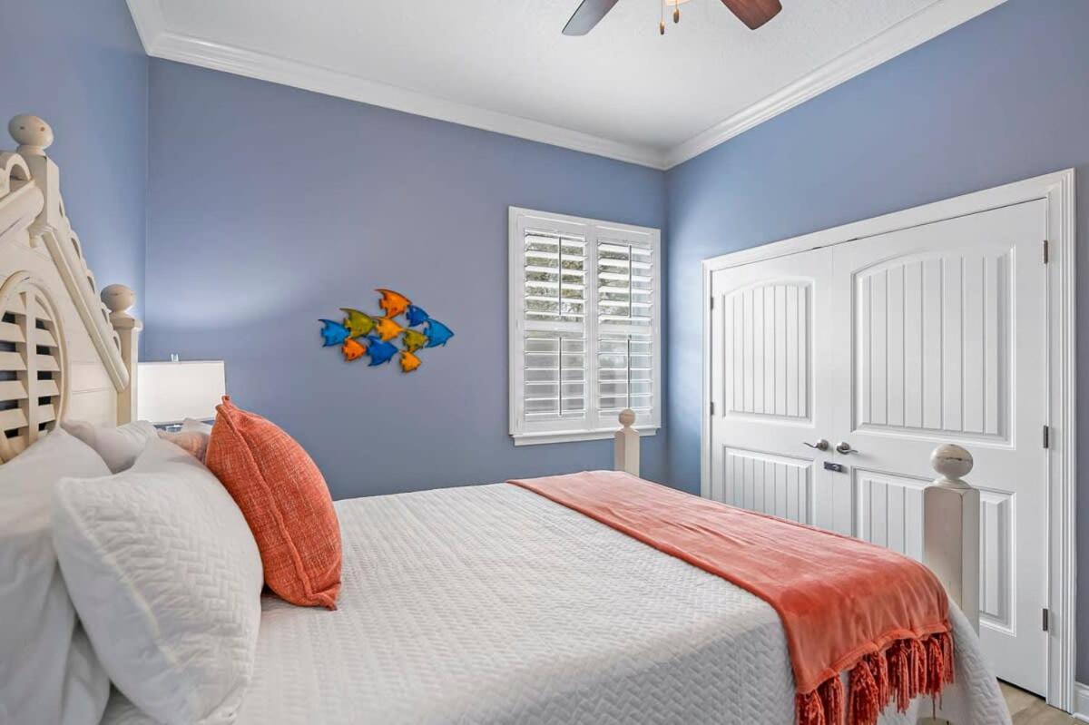 Holiday home Steps To Sparkling Pool 5 Bdrm Near Dt St. Augustine