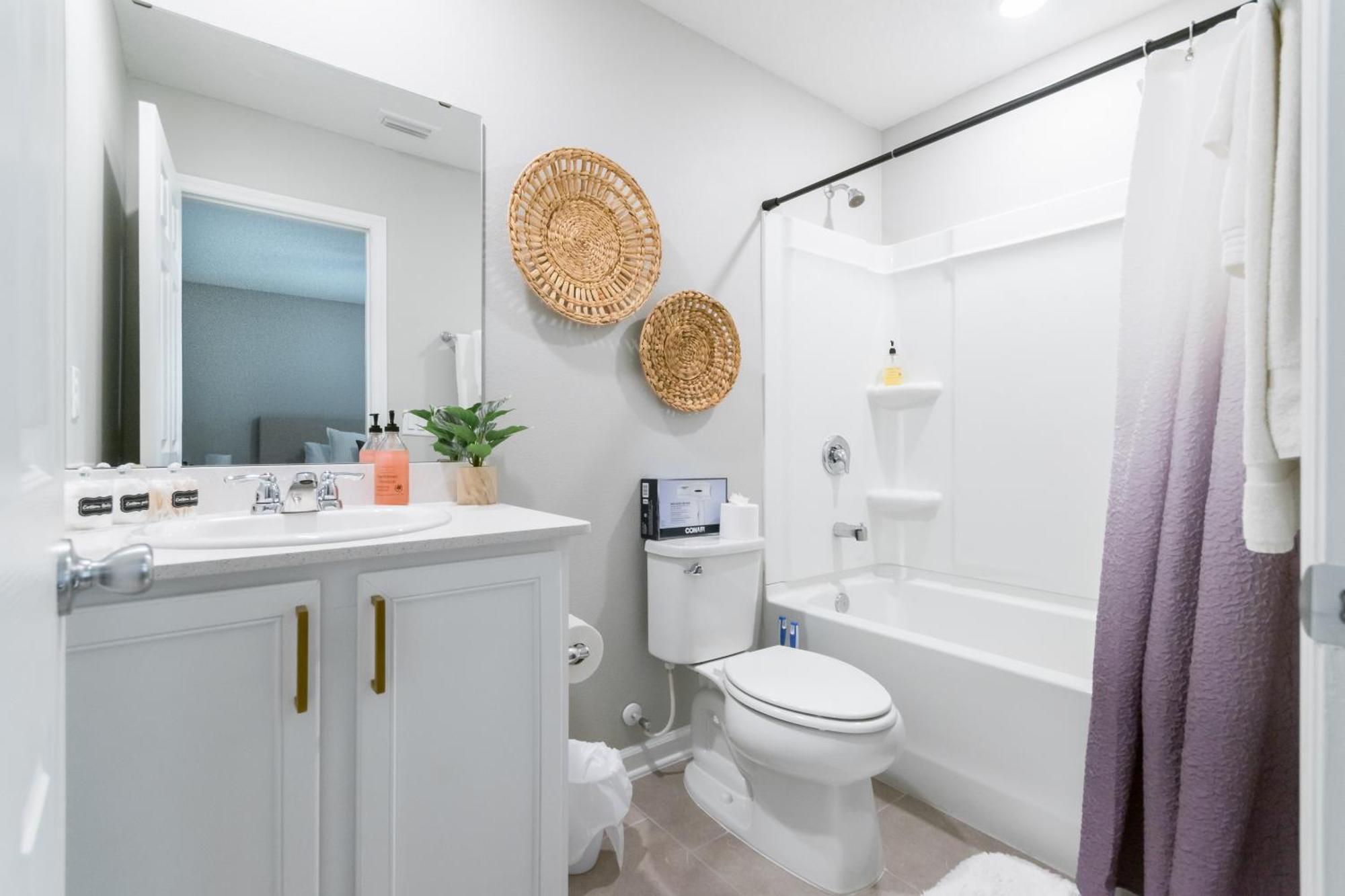 Cozy 3br Townhouse, 15 Mins To Downtown