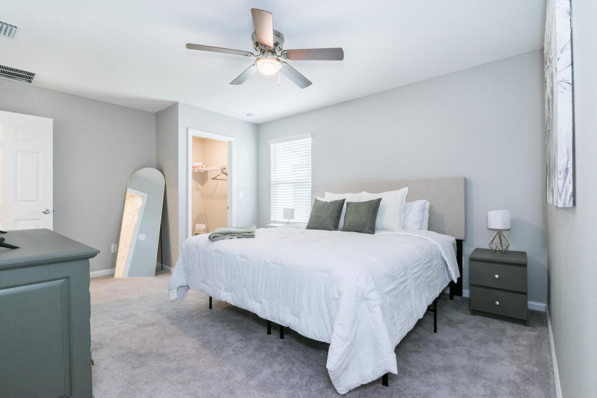 Cozy 3br Townhouse, 15 Mins To Downtown Holiday home *