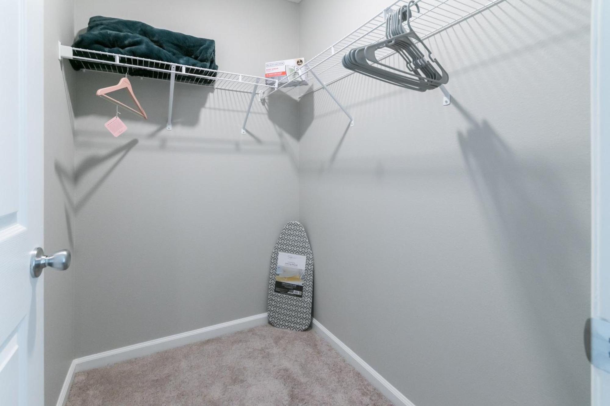 Cozy 3br Townhouse, 15 Mins To Downtown