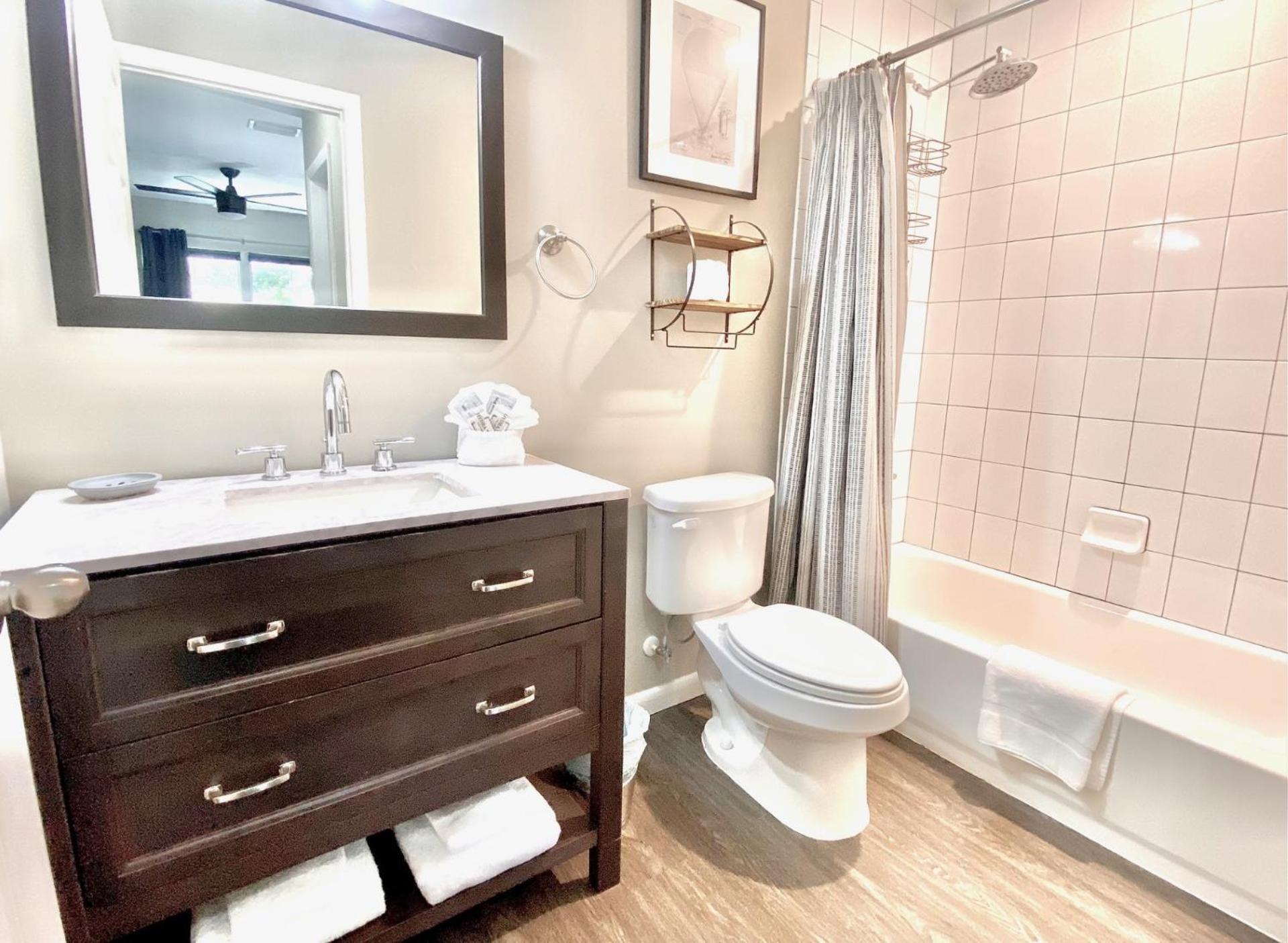 Villa San Sebastian's Hideaway: Modern Group Getaway Near And Downtown St. Augustine