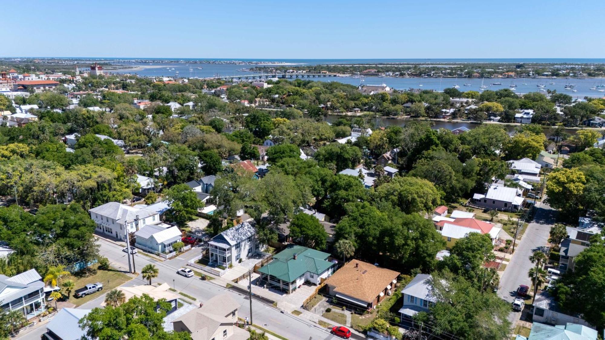 La Reverie - Historical Chic, Downtown Boutique Holiday home St. Augustine
