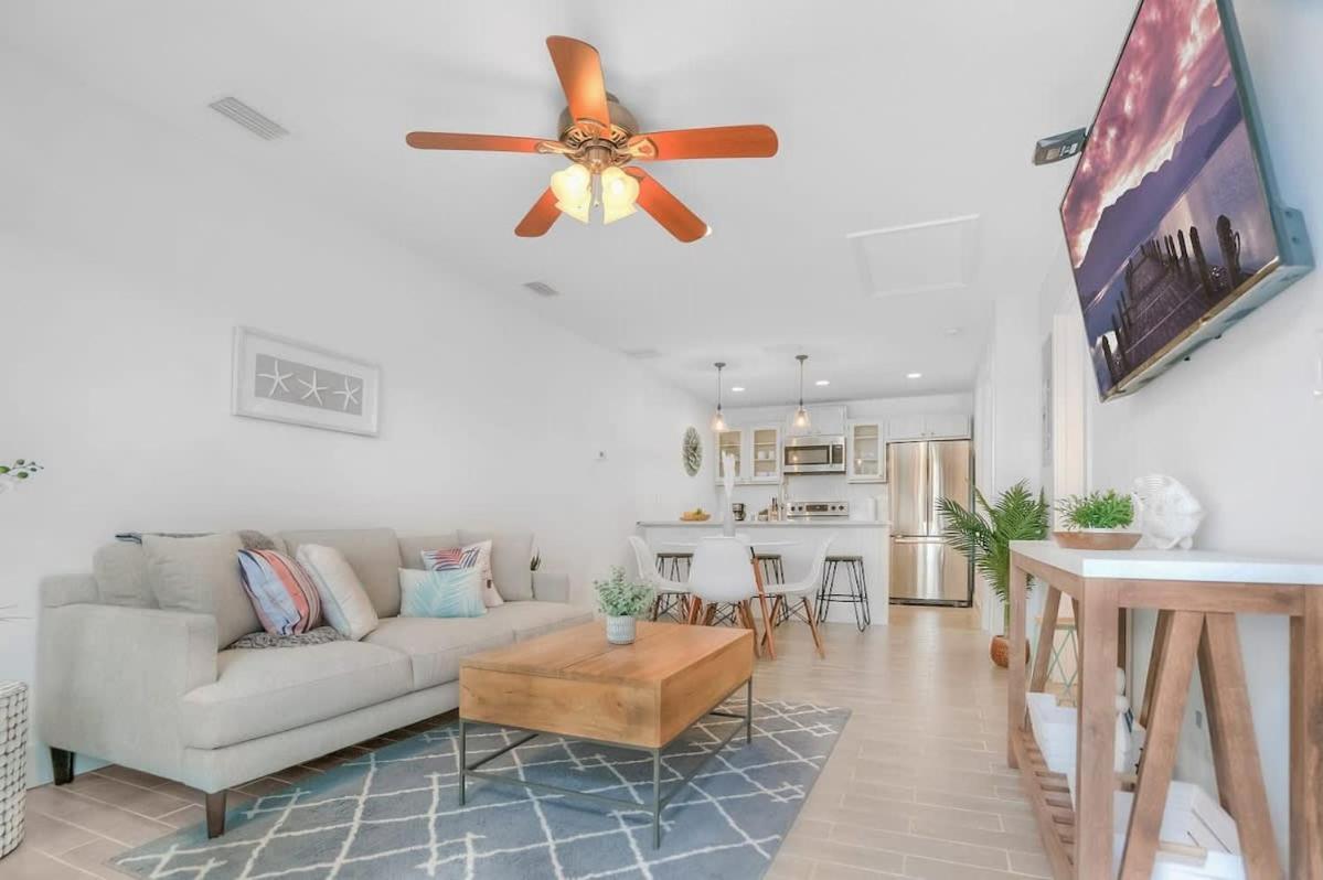 Paradise Punch Beachside Duplex * St. Augustine