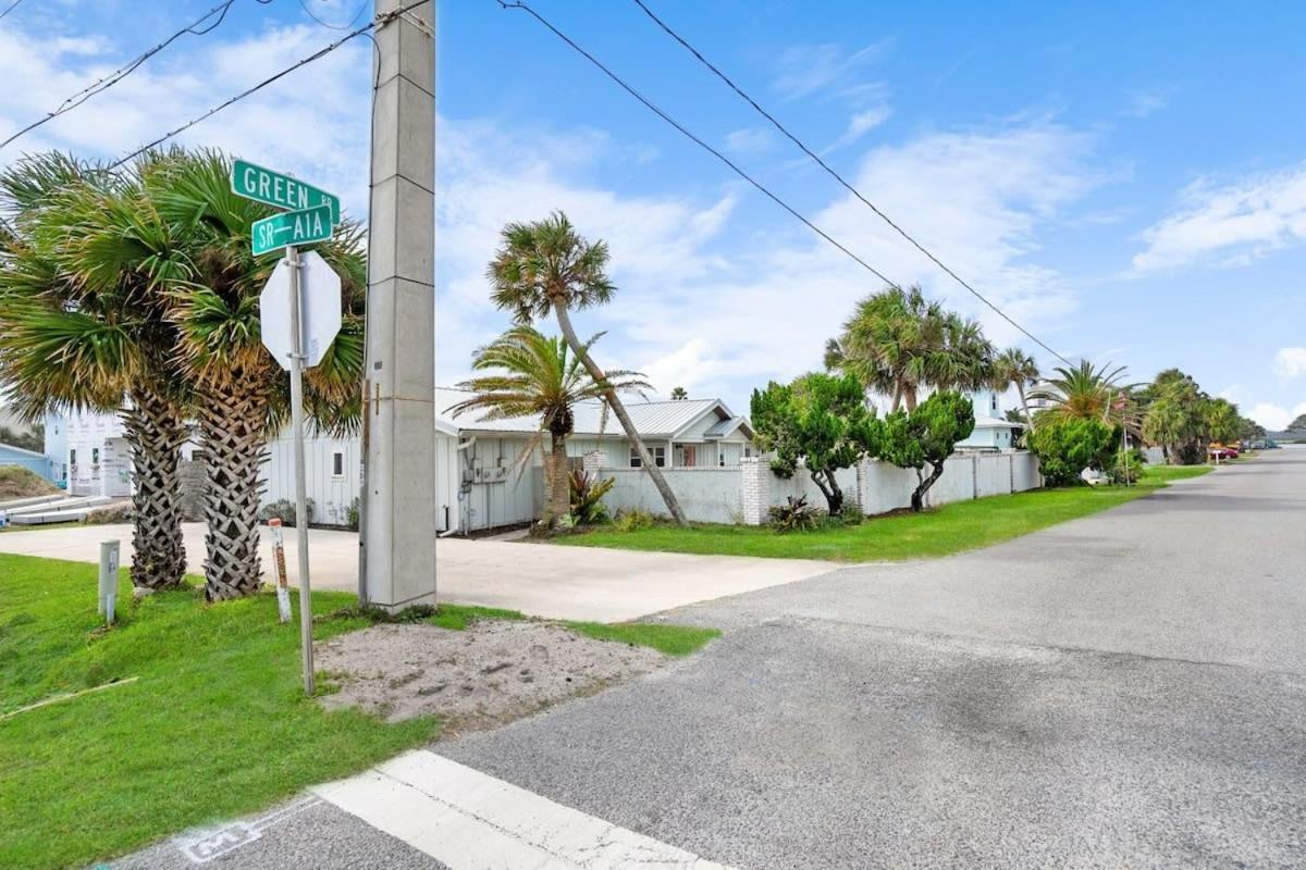 Paradise Punch Beachside Duplex *