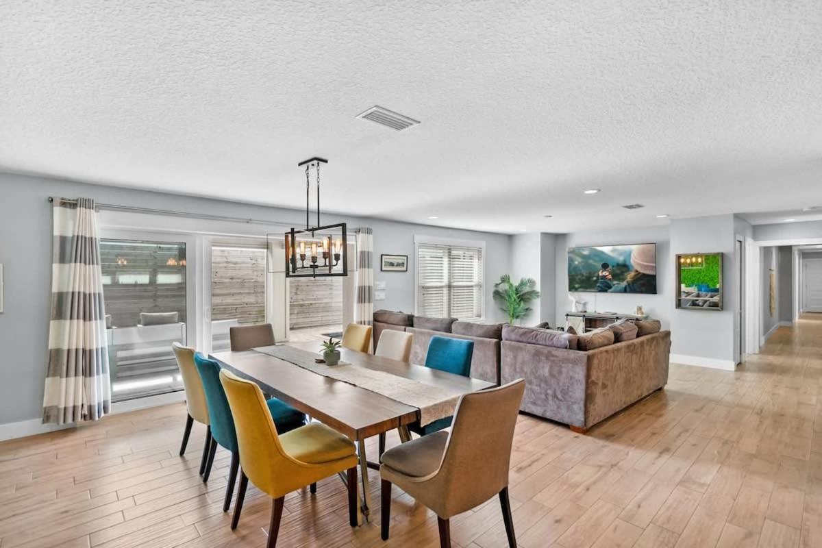 Paradise Punch Beachside Duplex