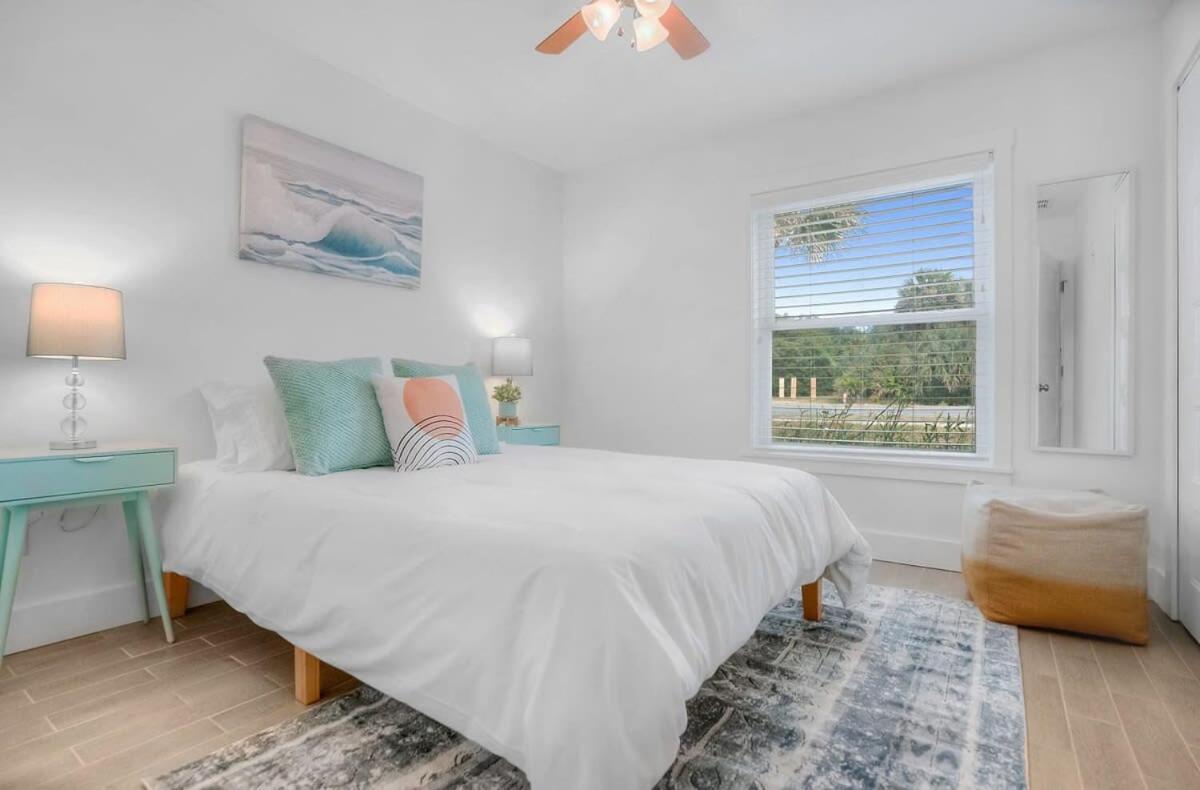 Beachside Suite, Newly Renovated, Steps To The Sand, Relax And Unwind! * St. Augustine