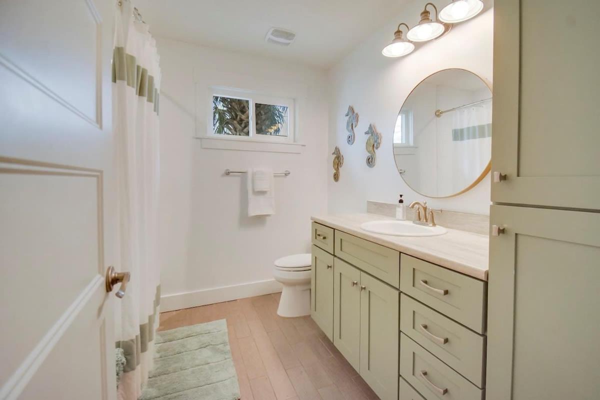 Paradise Packs A Punch! Beachside With Heated Pool, Outdoor Lounge, Steps From Access St. Augustine