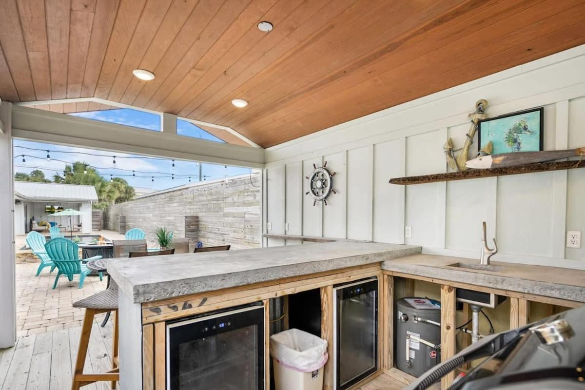 Paradise Packs A Punch! Beachside With Heated Pool, Outdoor Lounge, Steps From Access * St. Augustine