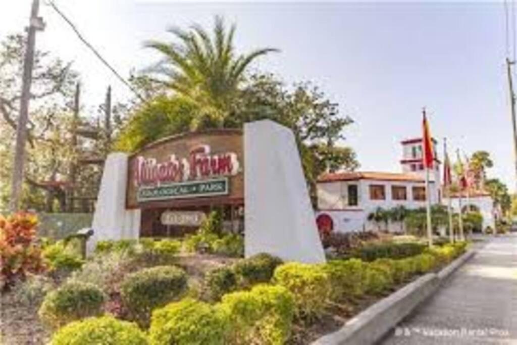 Apartment Side Complex B23 1 Bed 1 Bath W/heated Pool