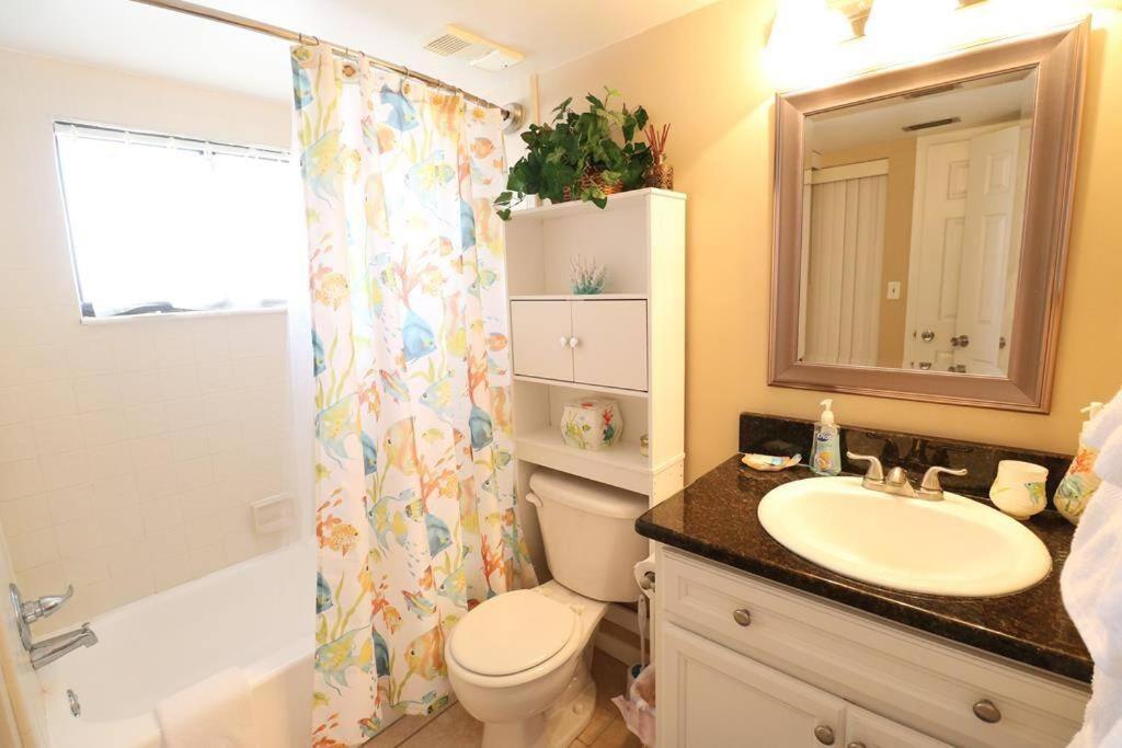 Side Complex B23 1 Bed 1 Bath W/heated Pool