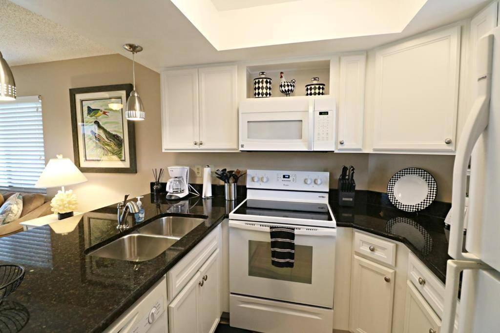 Side Complex B23 1 Bed 1 Bath W/heated Pool Apartment St. Augustine