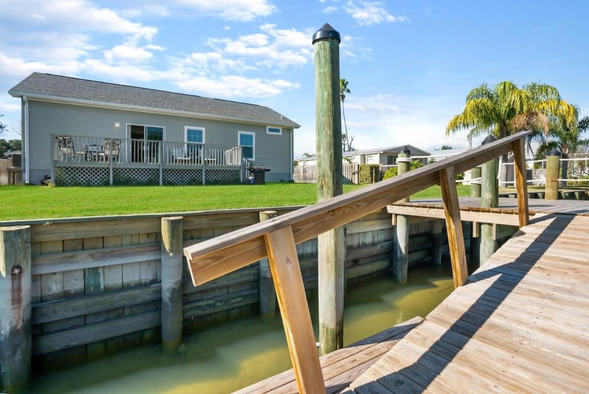 Canal Front Home! Walk To Beach, Porch, Fishing * St. Augustine