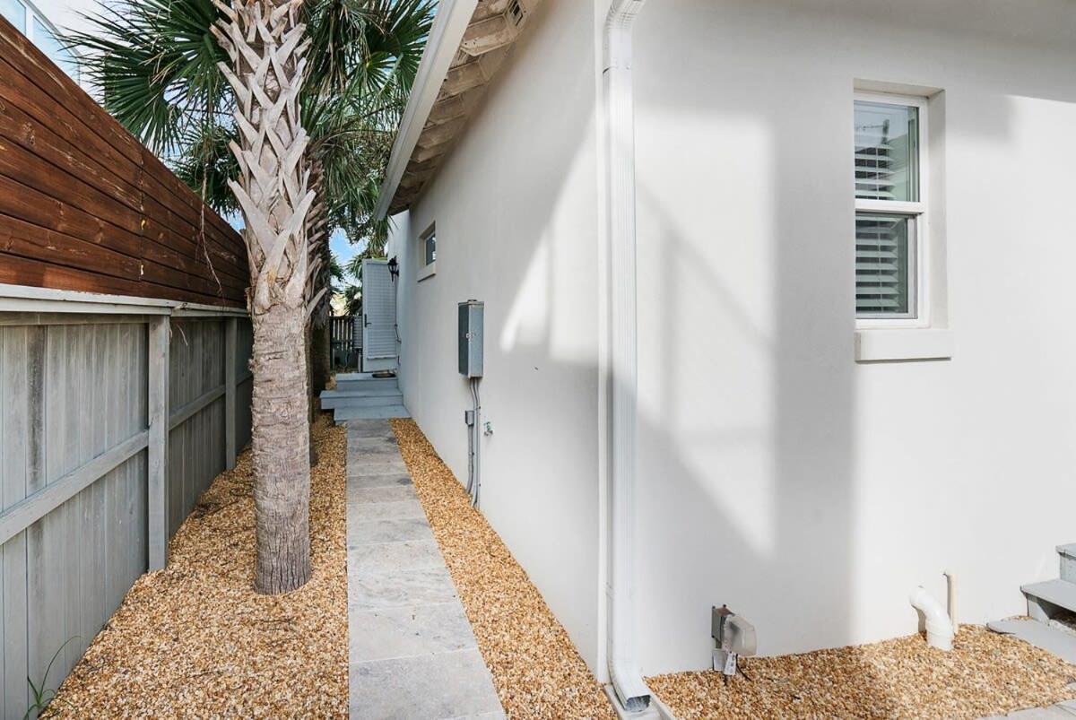 Mod - 100 Steps To The Beach, Pets Ok, Private Deck! Holiday home St. Augustine