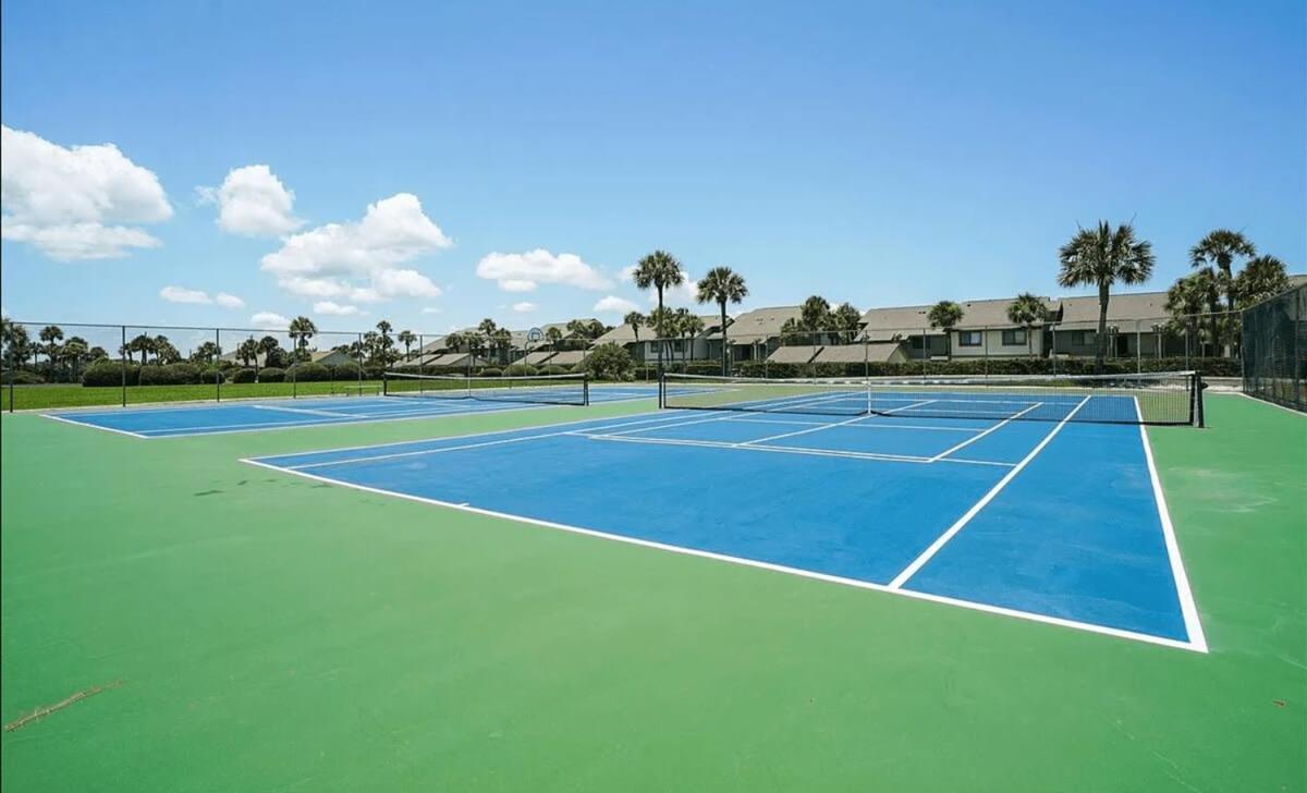 Holiday home Stunning Ocean Views, Huge Patio, Heated Pool And Amenities! St. Augustine