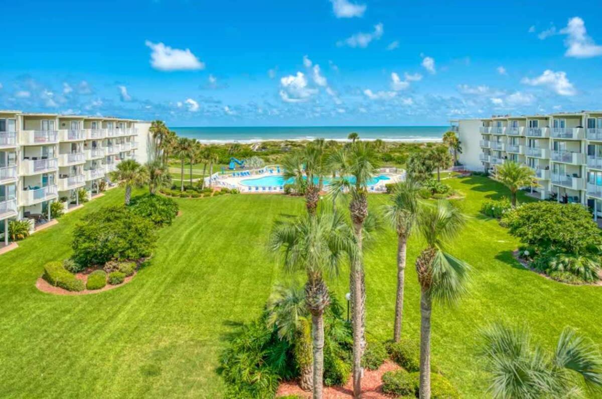 Stunning Ocean Views, Huge Patio, Heated Pool And Amenities! St. Augustine