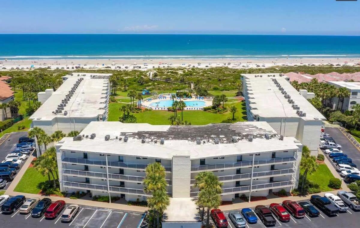 Holiday home Stunning Ocean Views, Huge Patio, Heated Pool And Amenities! St. Augustine