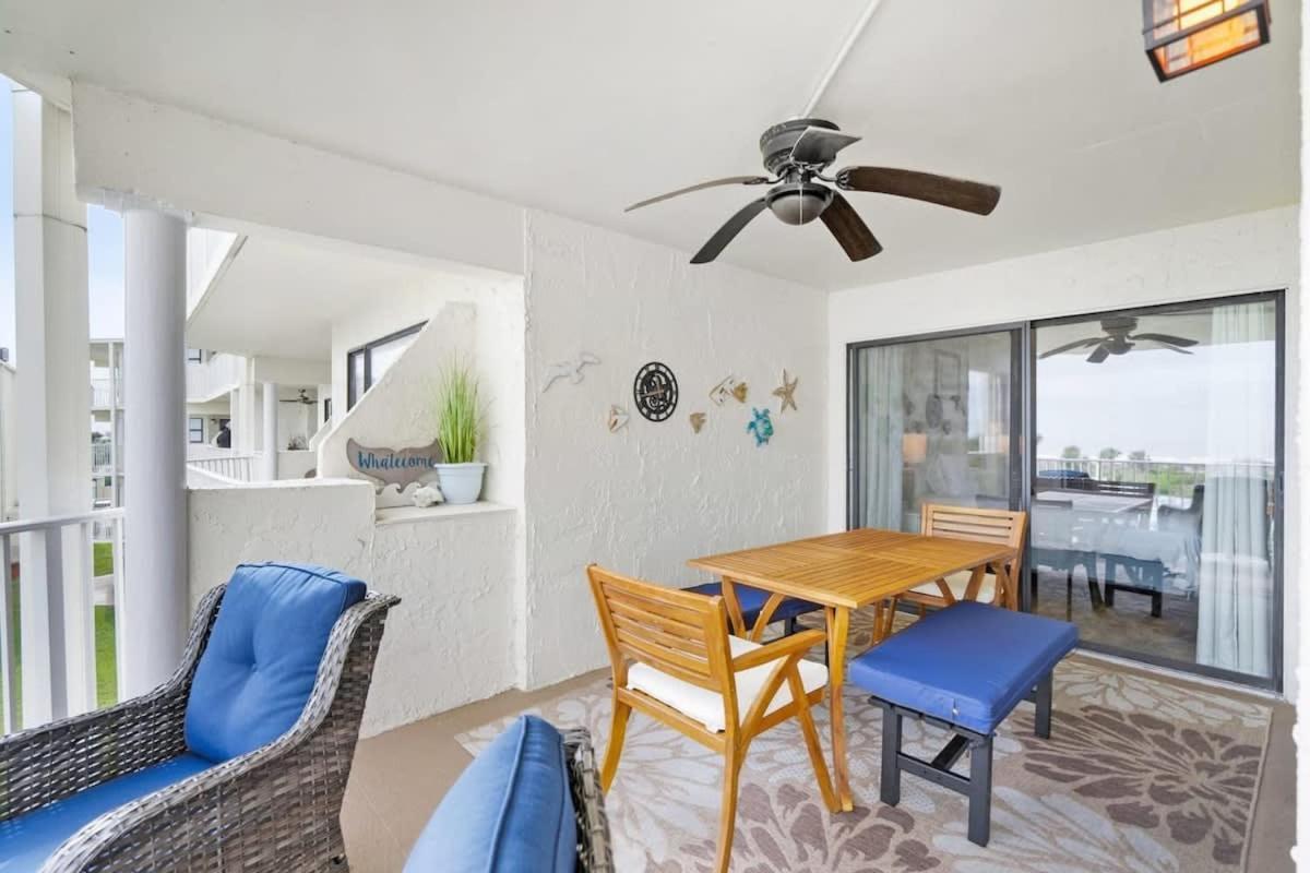 Holiday home Stunning Ocean Views, Huge Patio, Heated Pool And Amenities! *