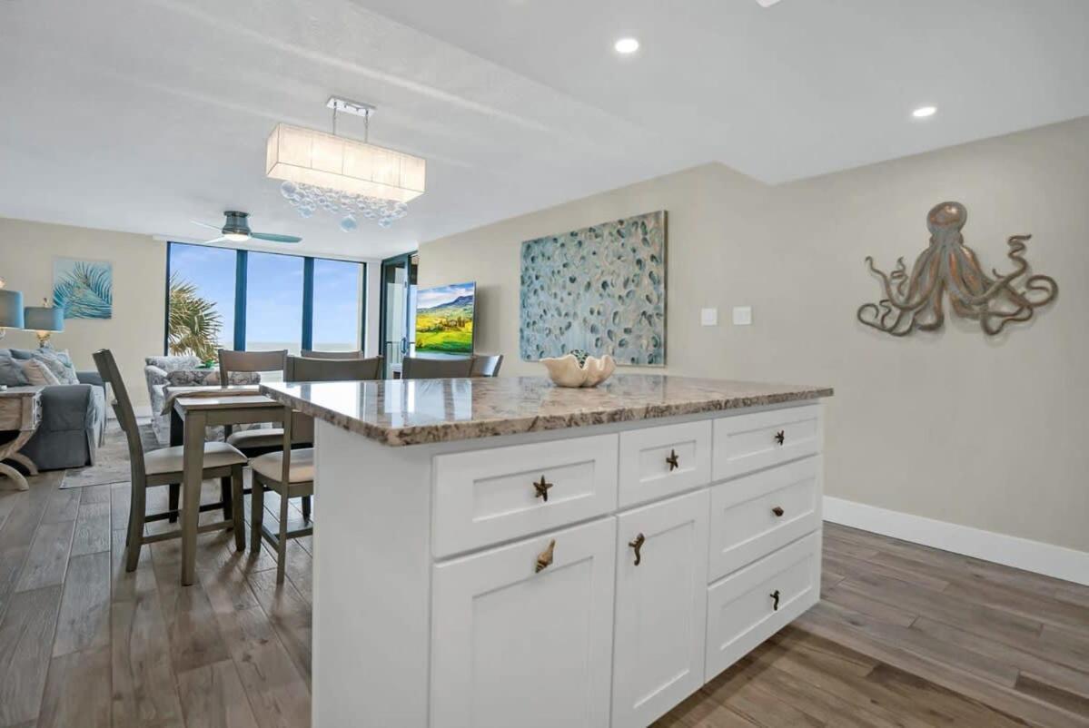 Upscale Oceanfront With Panoramic Views And Pool St. Augustine