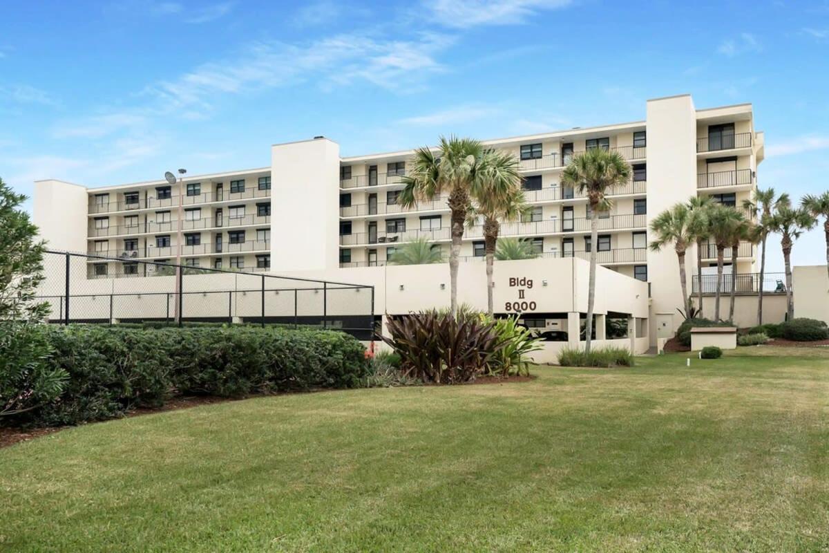 Upscale Oceanfront With Panoramic Views And Pool *