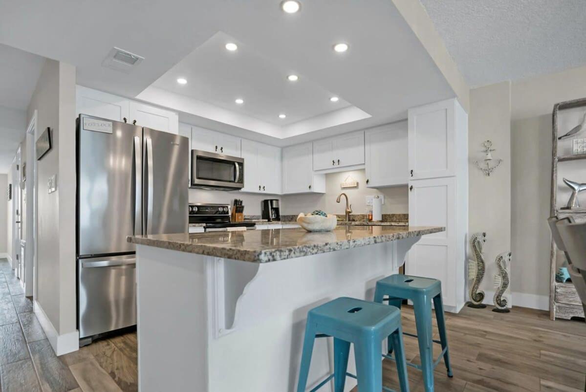 Holiday home Upscale Oceanfront With Panoramic Views And Pool