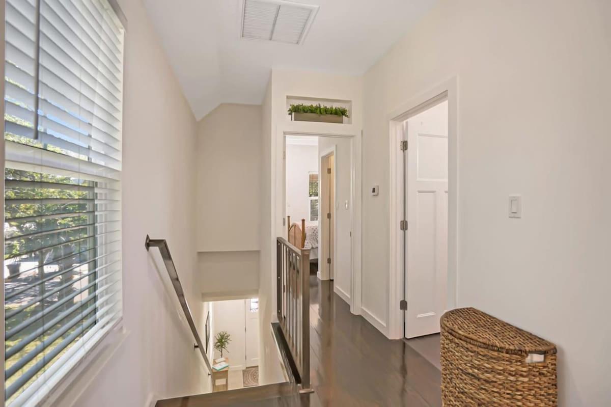 Downtown With Hot Tub, Bbq, Near Ice Plant! Holiday home St. Augustine