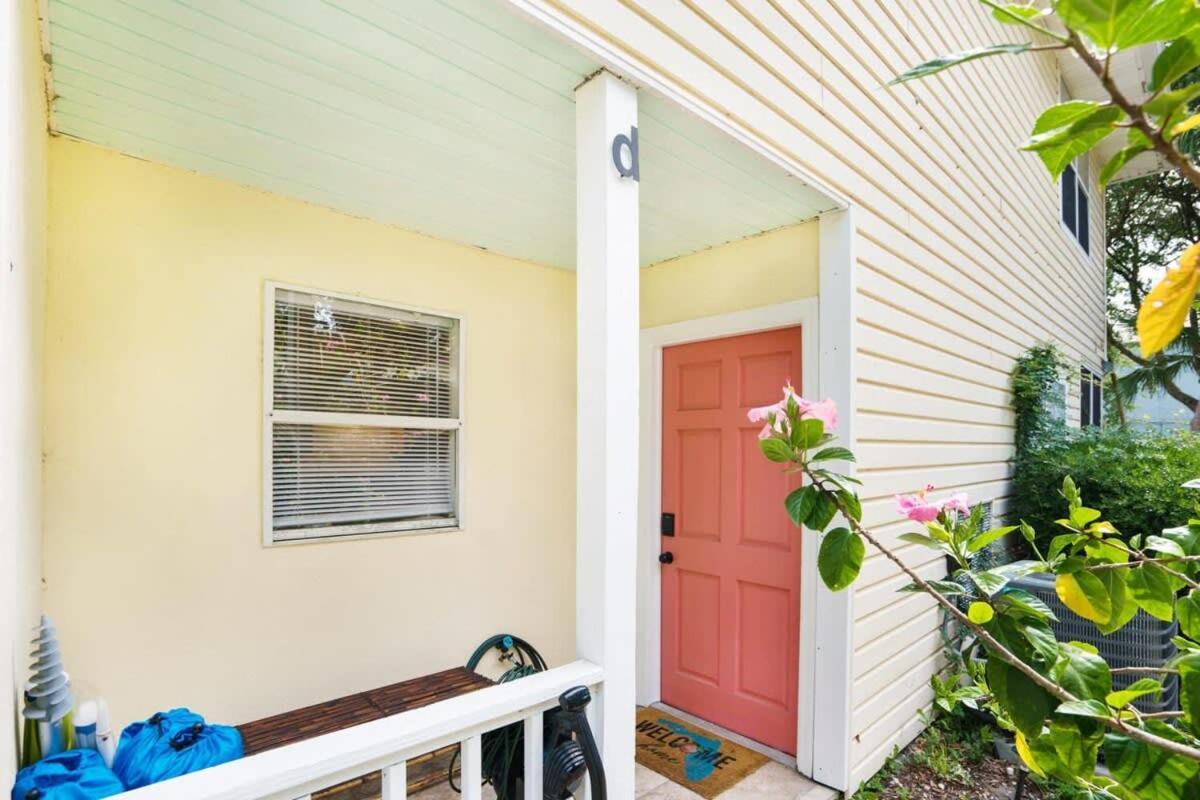 1 Block From St Aug Beach And A Street, Boho Apt With Tropical Vibes, Patio, 3 Parking Spots * St. Augustine