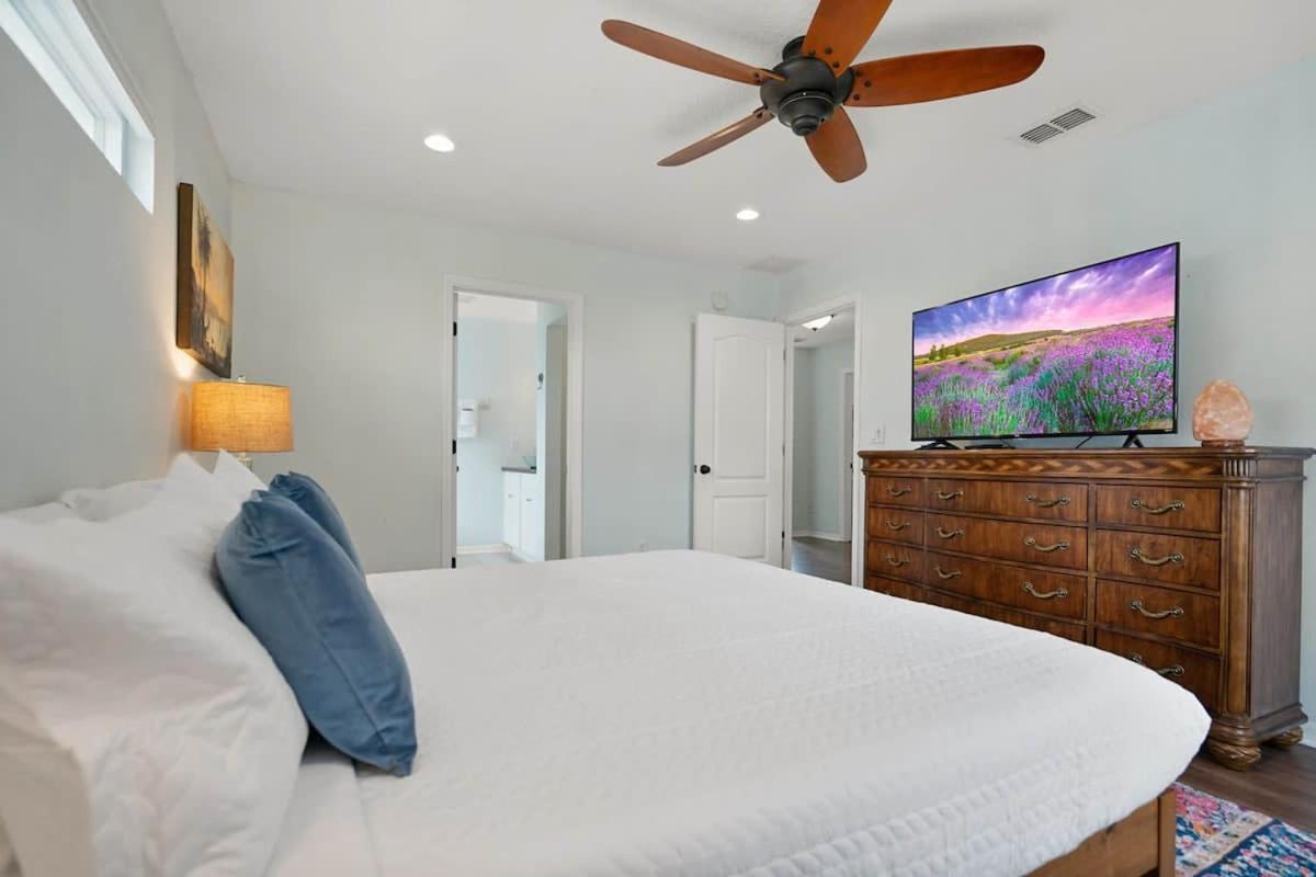 Heated Pool Costa Rica Style Sleeps 10 Steps To Sand, Dogs Ok Holiday home St. Augustine