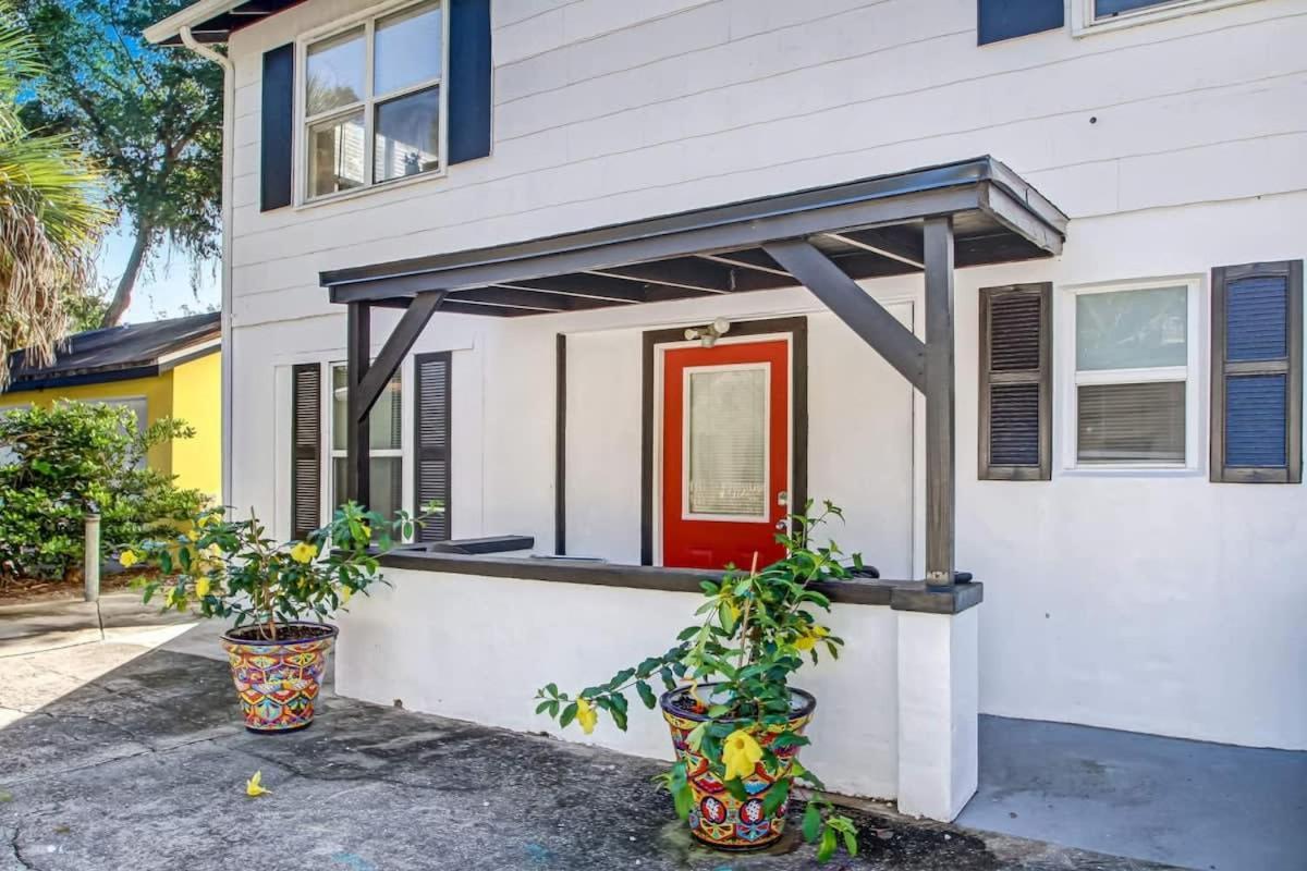 The Peachy Pearl, Private Uptown Apartment, Dog Friendly