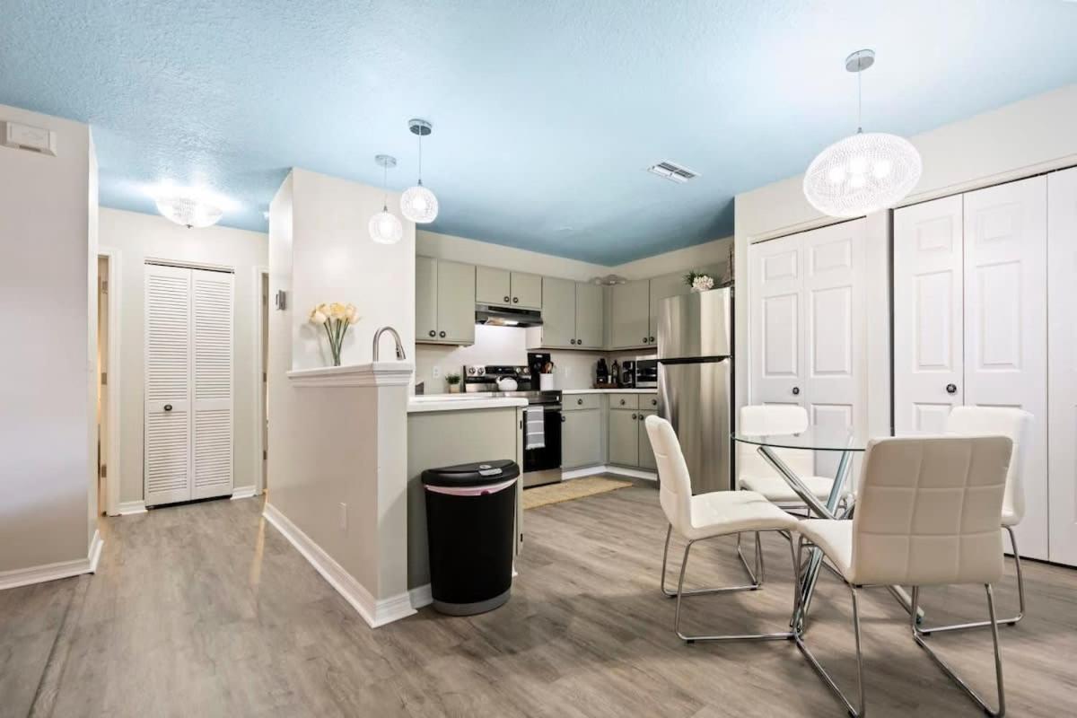 Holiday home Uptown Gem The Castaway Cottage, Dog Friendly! St. Augustine