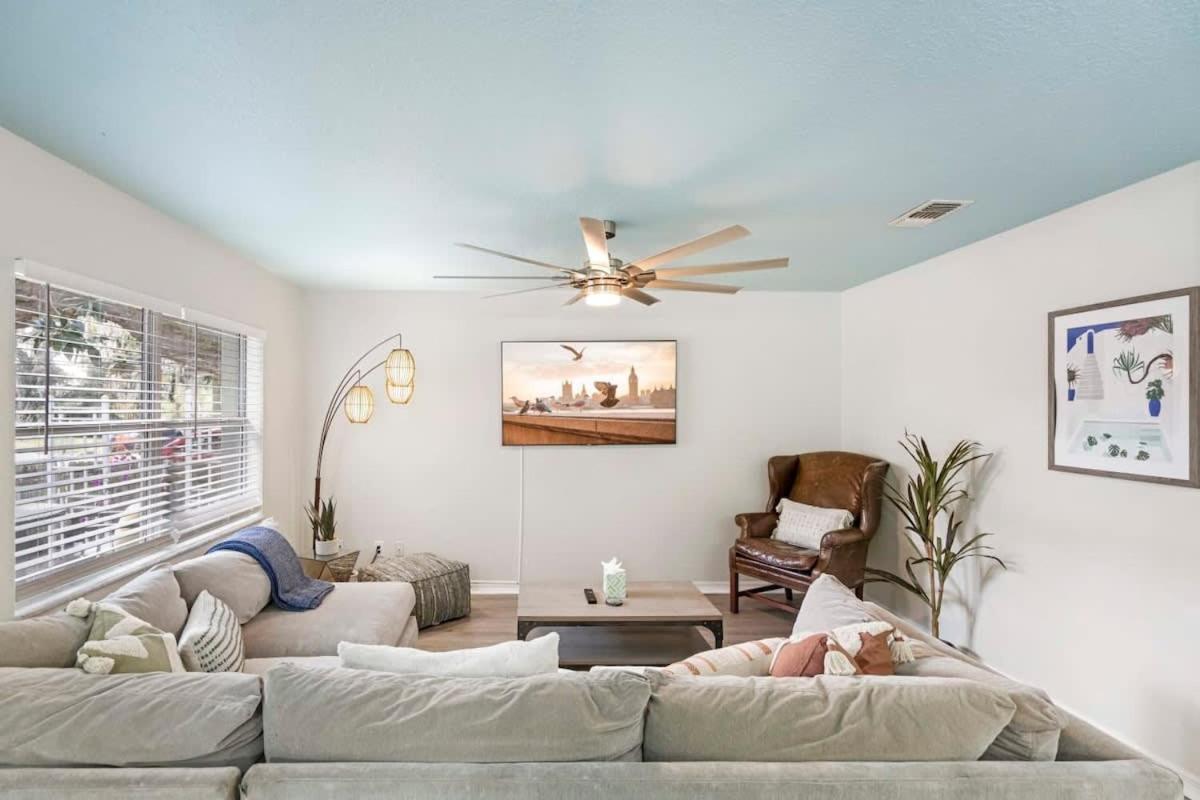 Uptown Gem The Castaway Cottage, Dog Friendly! St. Augustine