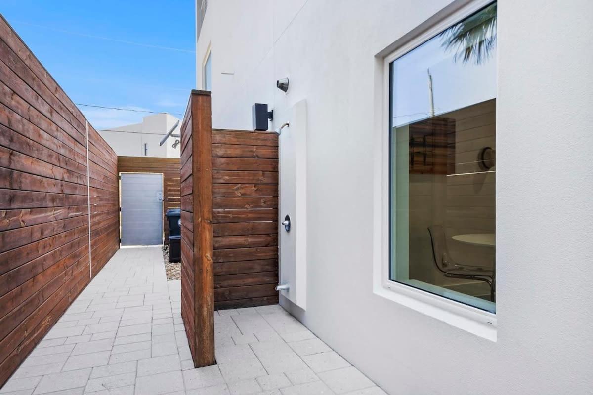 Ocean Views Sunrises And Sunsets Sparkling Pool And Steps To St. Augustine