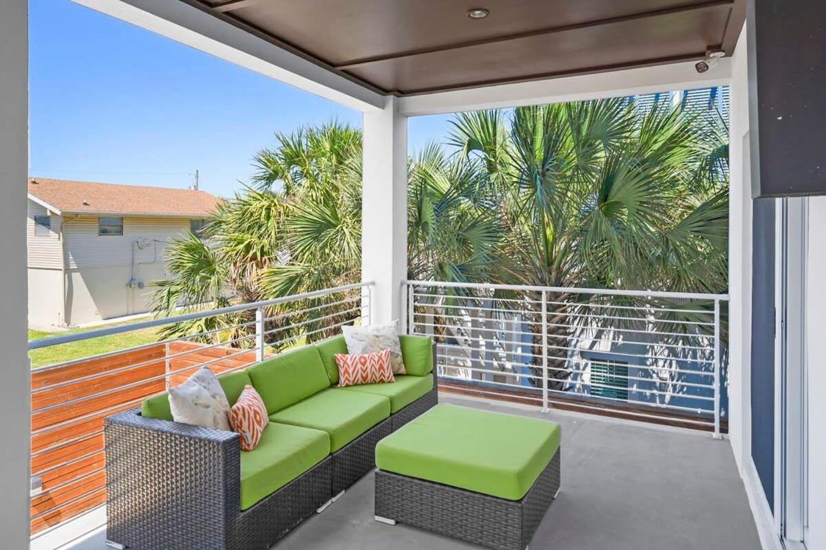 Ocean Views Sunrises And Sunsets Sparkling Pool And Steps To * St. Augustine
