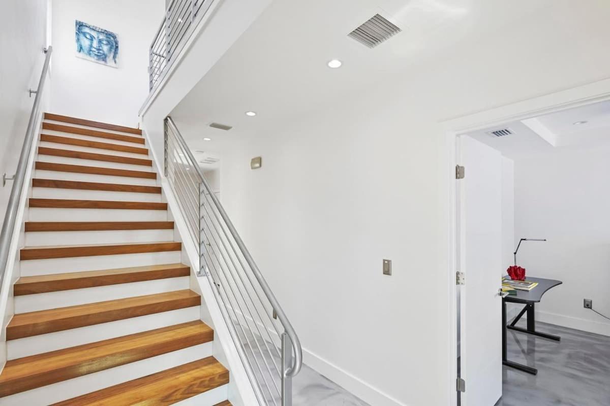Ocean Views Sunrises And Sunsets Sparkling Pool And Steps To Holiday home