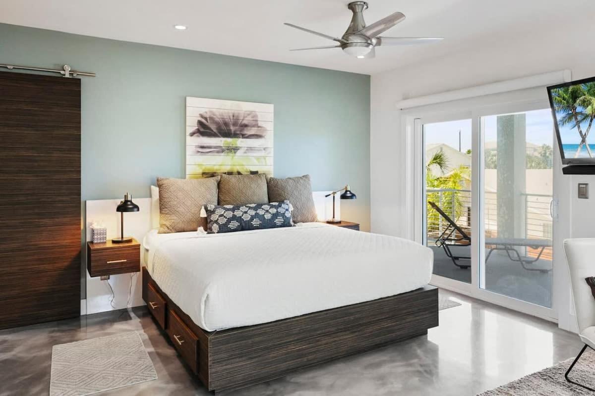 Ocean Views Sunrises And Sunsets Sparkling Pool And Steps To