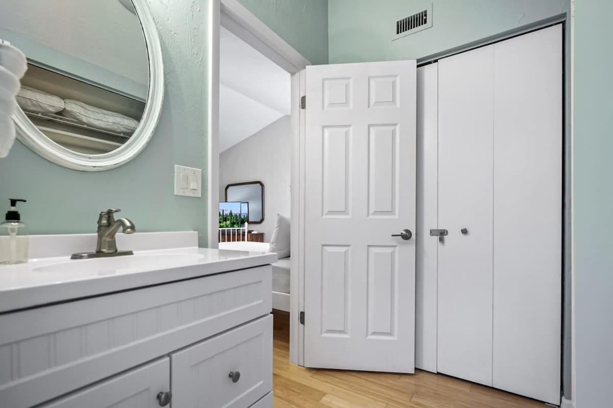 The Salty Saint Townhouse By The
