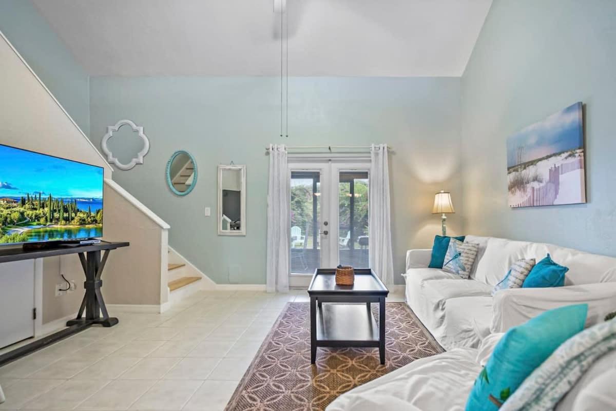 Holiday home The Salty Saint Townhouse By The