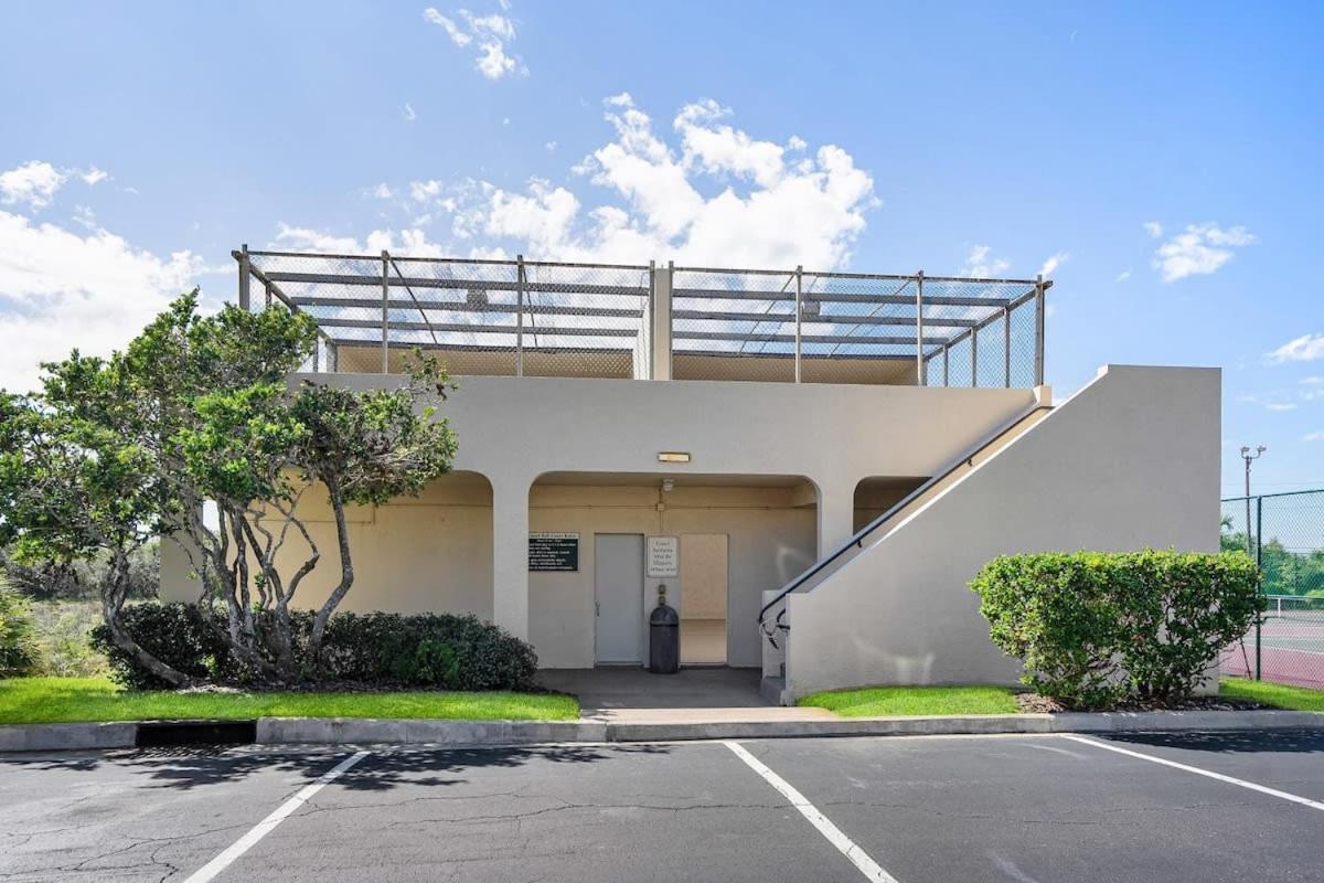 Holiday home Oceanfront Summerhouse Pool Tennis Bbq *