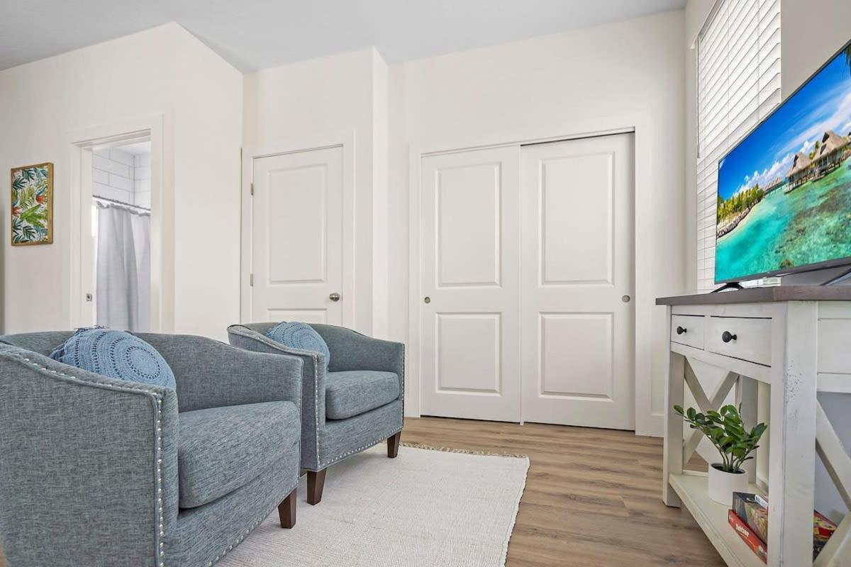 New Private In Uptown St Aug Walk Everywhere Apartamento