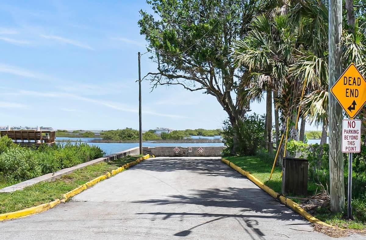 New Private In Uptown St Aug Walk Everywhere *