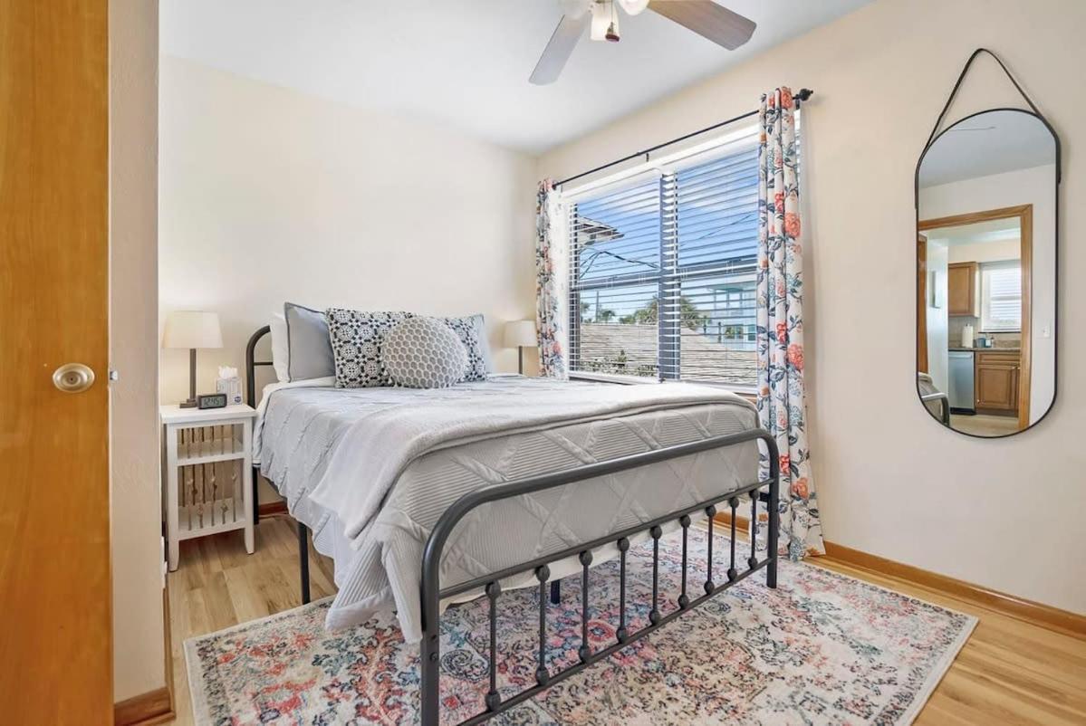 Oceanfront In The Heart Of St Aug Bch Dogs Ok