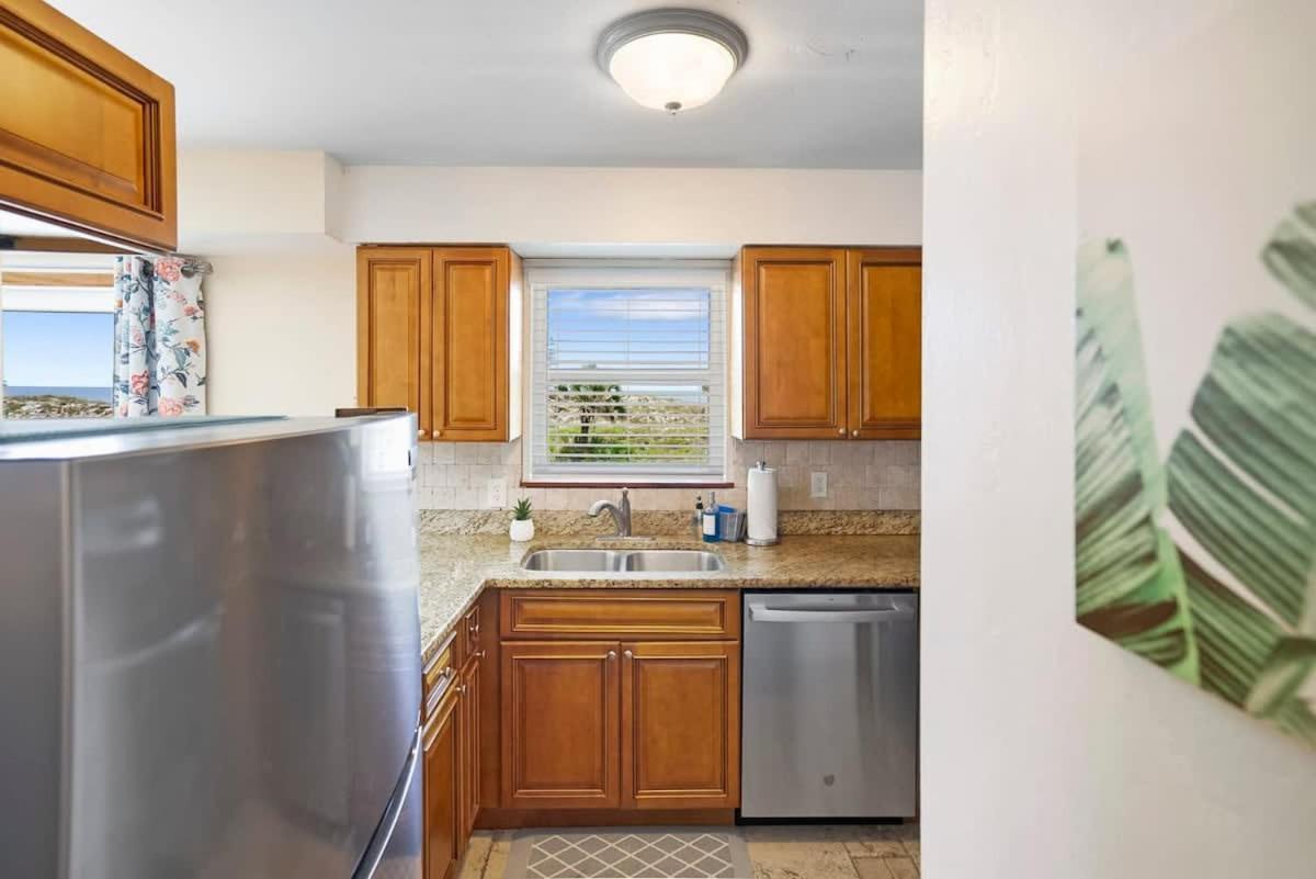 Oceanfront In The Heart Of St Aug Bch Dogs Ok *