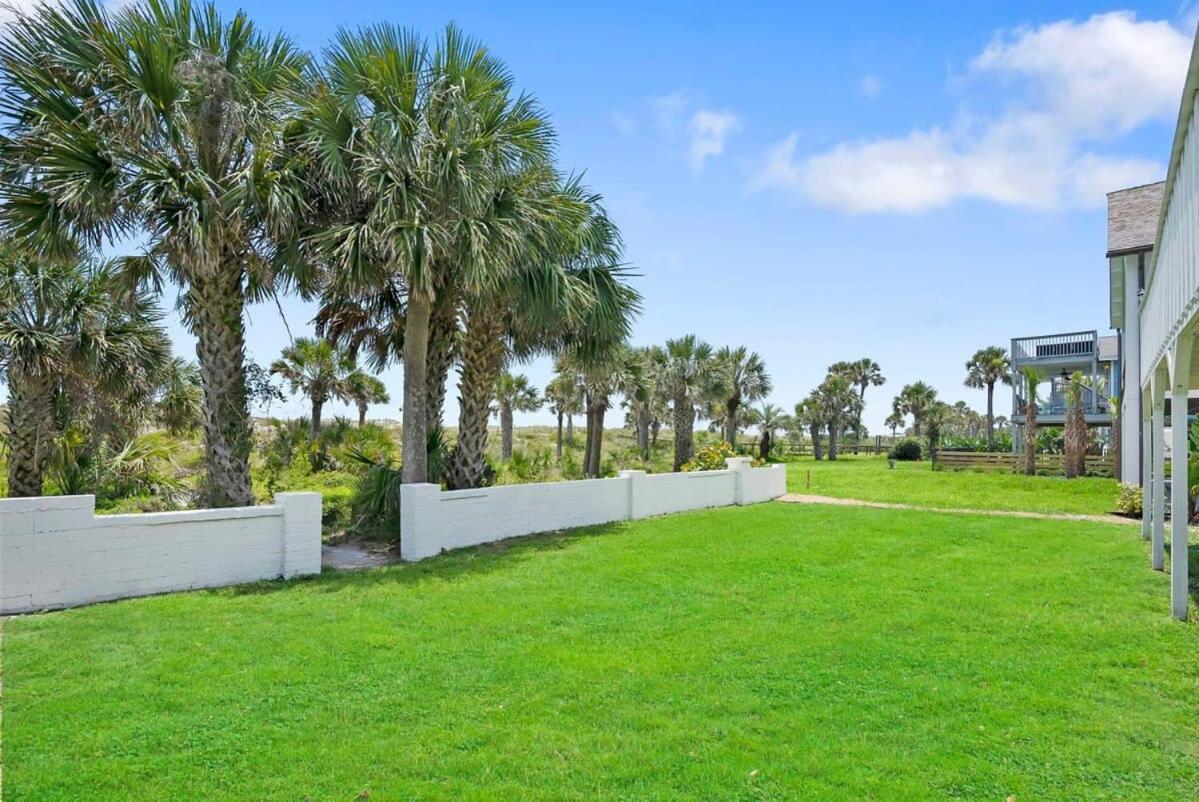 Oceanfront In The Heart Of St Aug Bch Dogs Ok