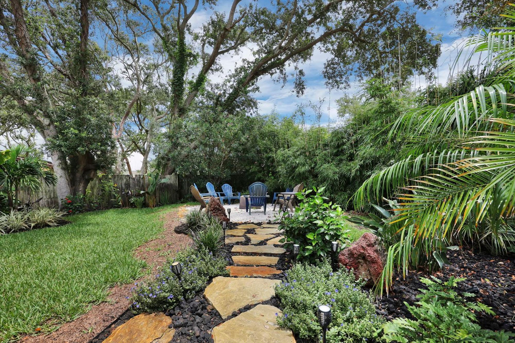 Cove's End Heated Pool Tropical Oasis Bbq Sleeps 9 St. Augustine
