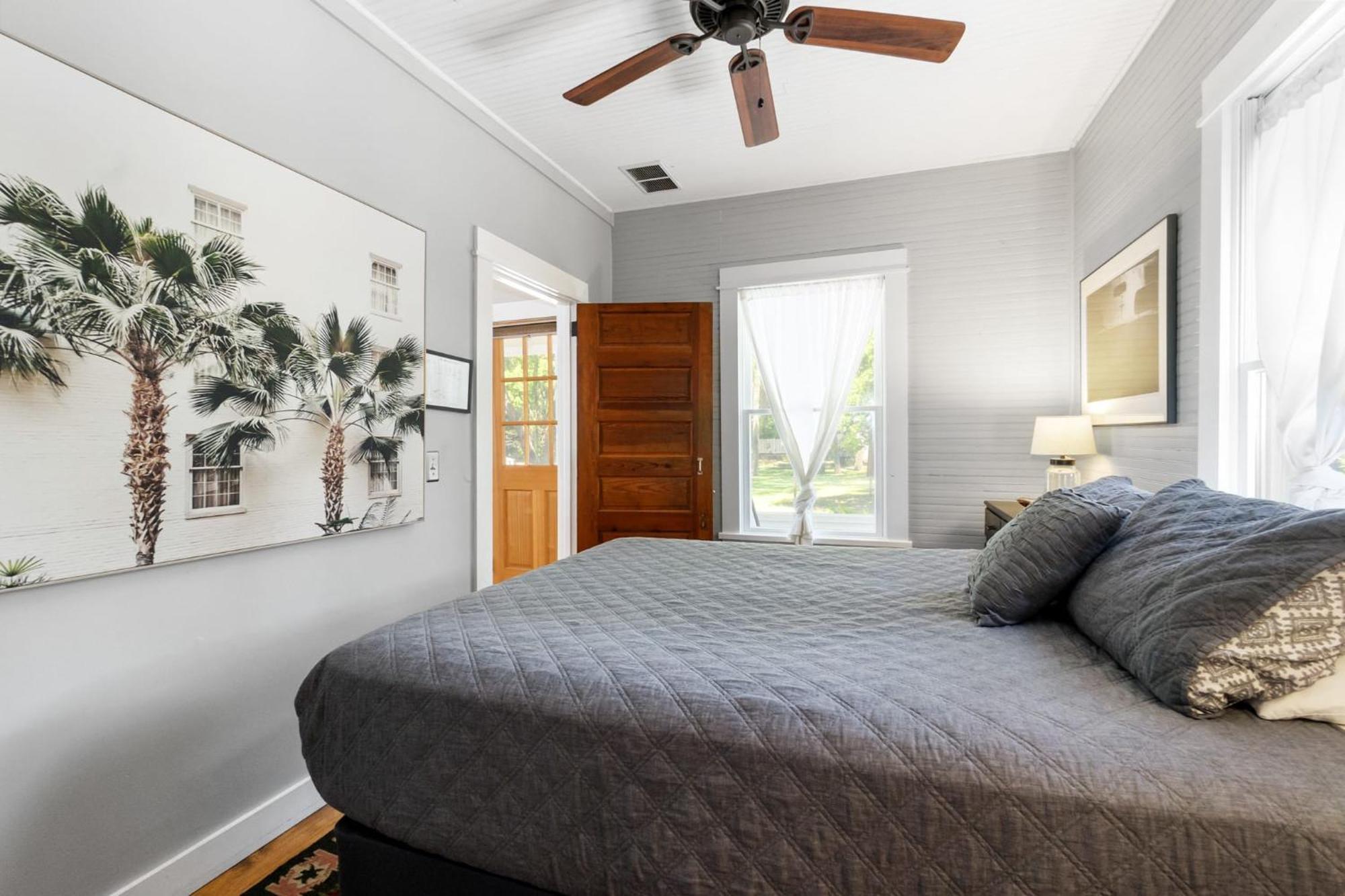 Cape Keepers - Lighthouse Park Holiday home