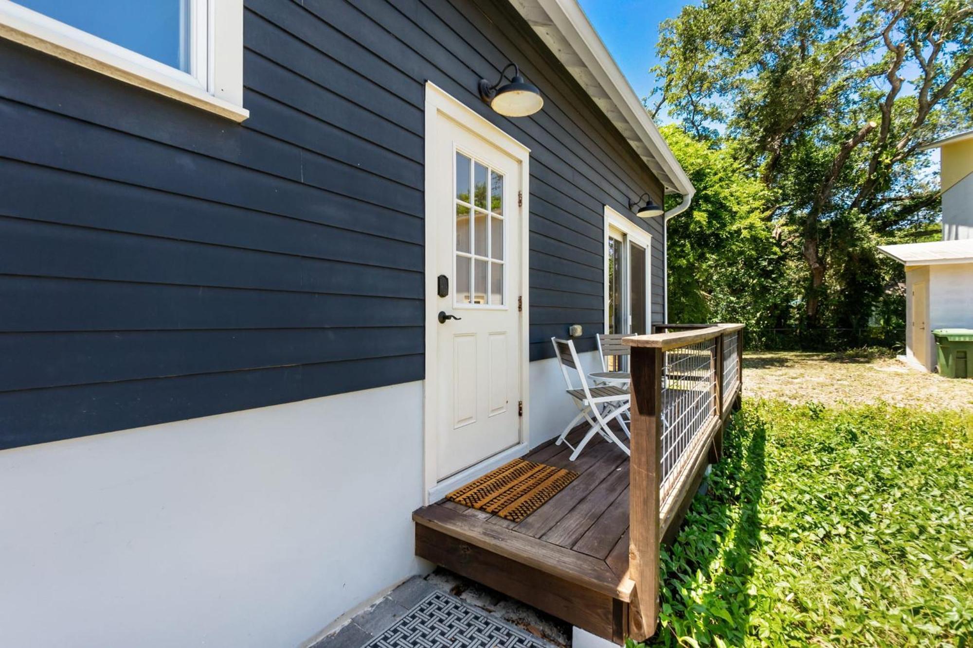 Cape Keepers - Lighthouse Park Holiday home *